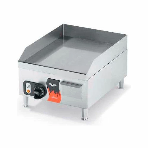 Vollrath® Cayenne 14" Flat Top Electric Griddle, 40715, 15 Amps, 1800 Watts